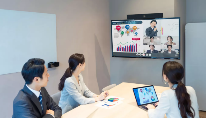 How to Choose the Virtual Meeting Tech for Remote Team
